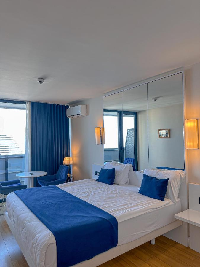 Batumi Floor40 Hotel Exterior photo